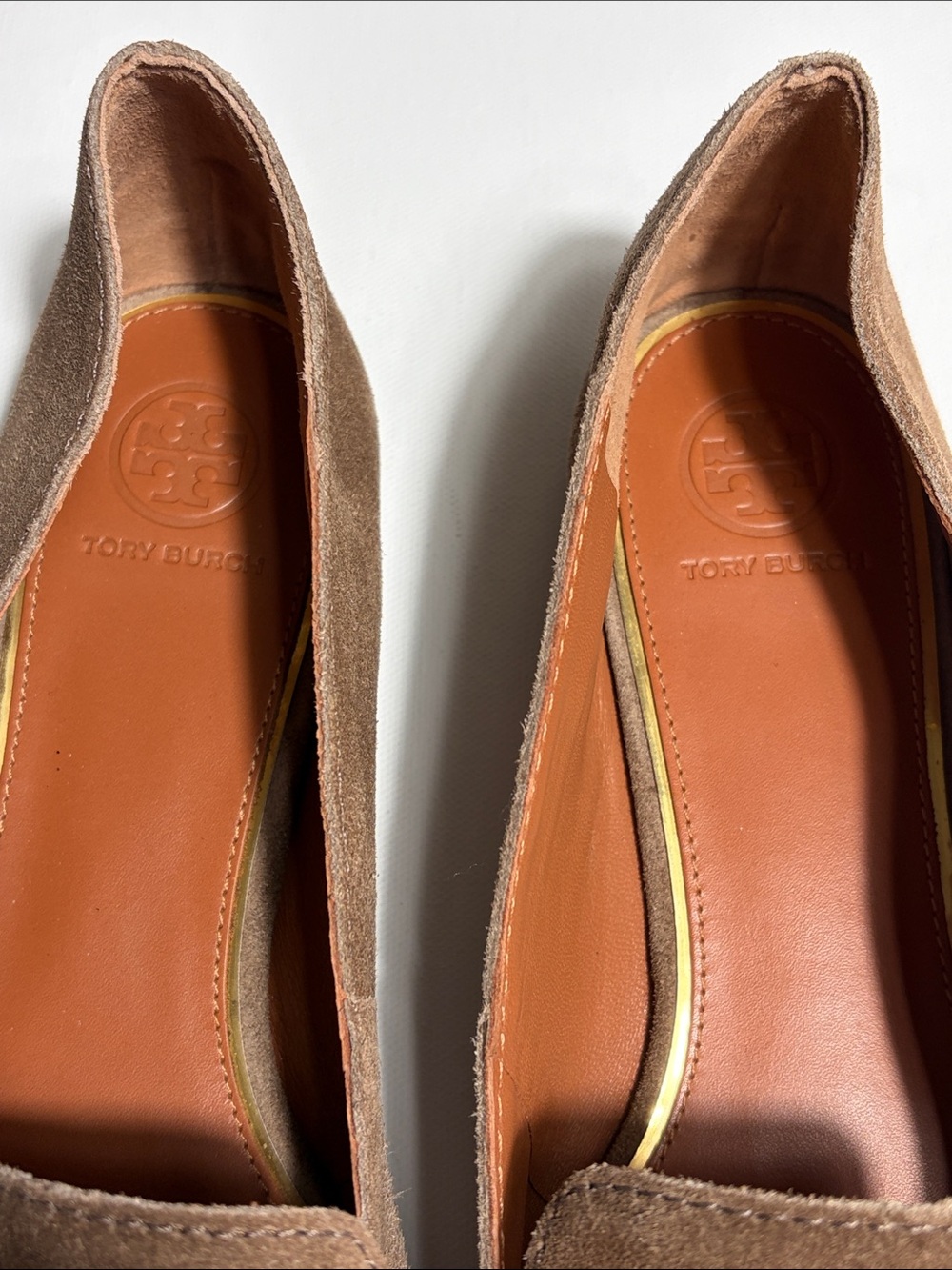 Tory Burch Suede Logo Loafers Brown Leather Sole Size 9 Classic - Picture 6 of 8
